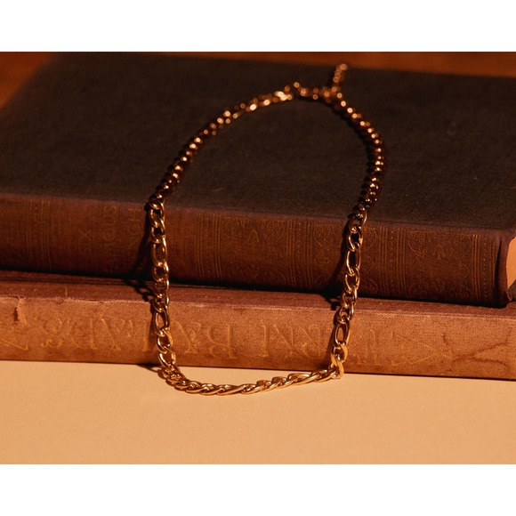 Parris 14k Gold Plated Over Stainless Steel Figaro Unisex Chain Link Necklace - Picture 3 of 10